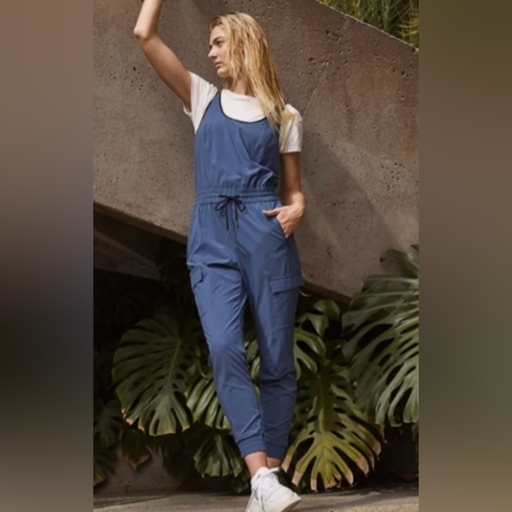 Athleta Unbound Blue Jumpsuit Size Small
